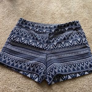 Loft outlet geometric embroidered shorts